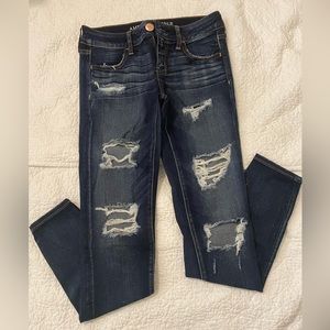 american eagle low rise jeans | dark | size 4